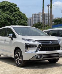 Xe du lịch 7 chỗ xpander